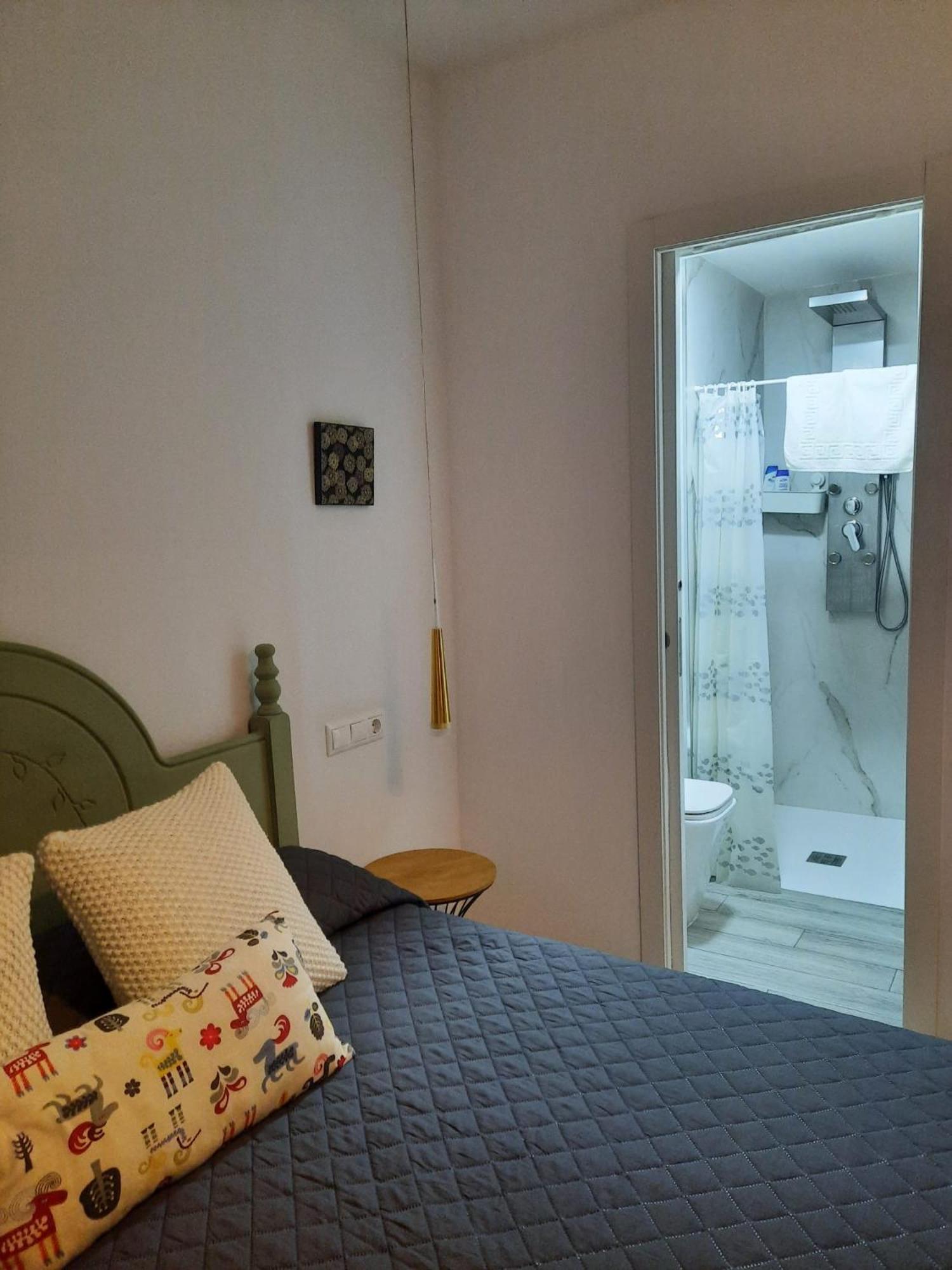 Atico Centro Huelva Con Parking Apartment Exterior photo